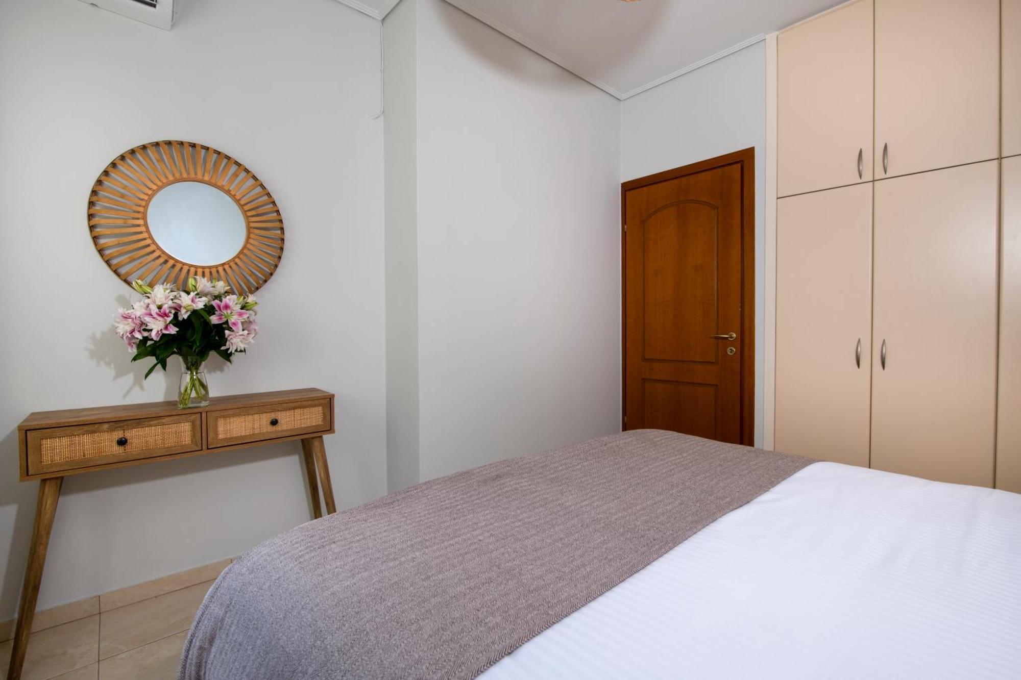 Inner City Retreat Apartment Chania  ภายนอก รูปภาพ